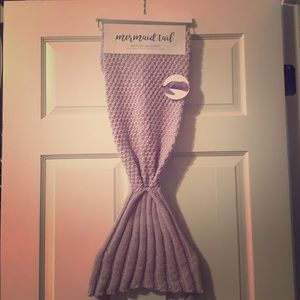 Baby mermaid blanket